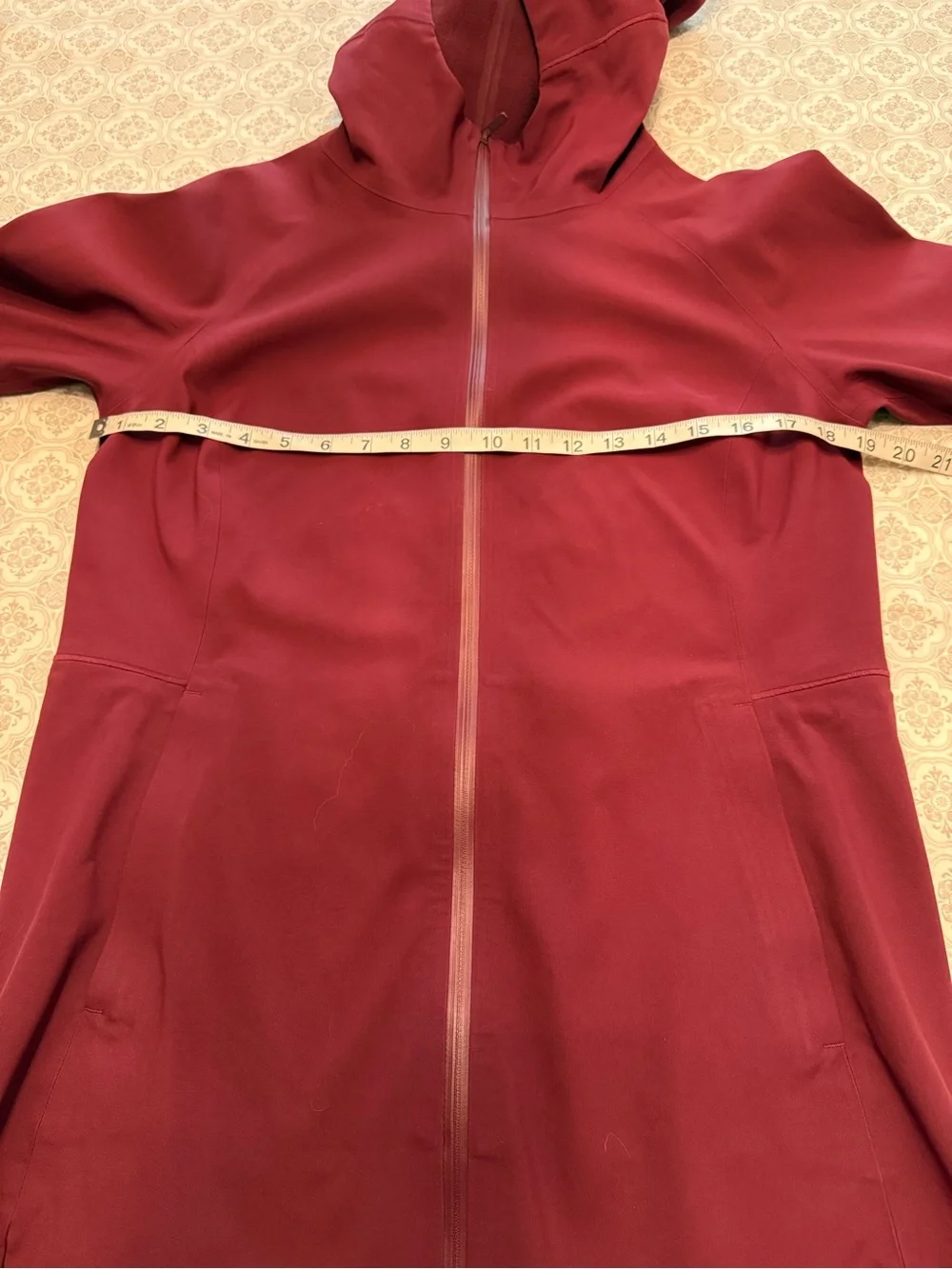 Lululemon Glyde Along Sottshell Deep Ruby Size 6